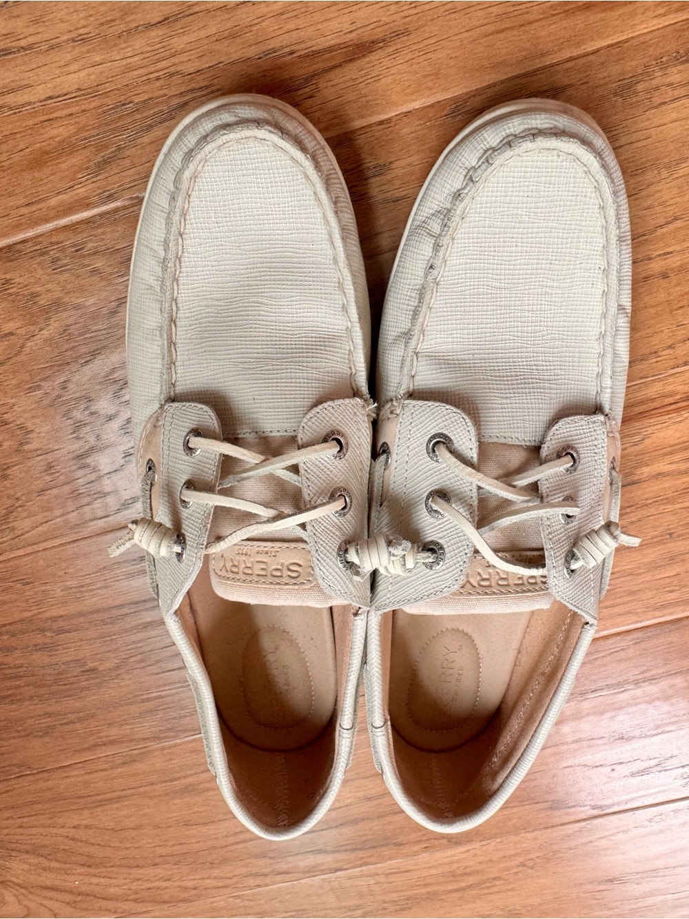 Sperry Top-Sider Women’s (Songfish Saffiano leather) Boat Shoes in Ivory